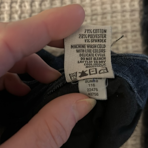 Shorts - Picture 8 of 8